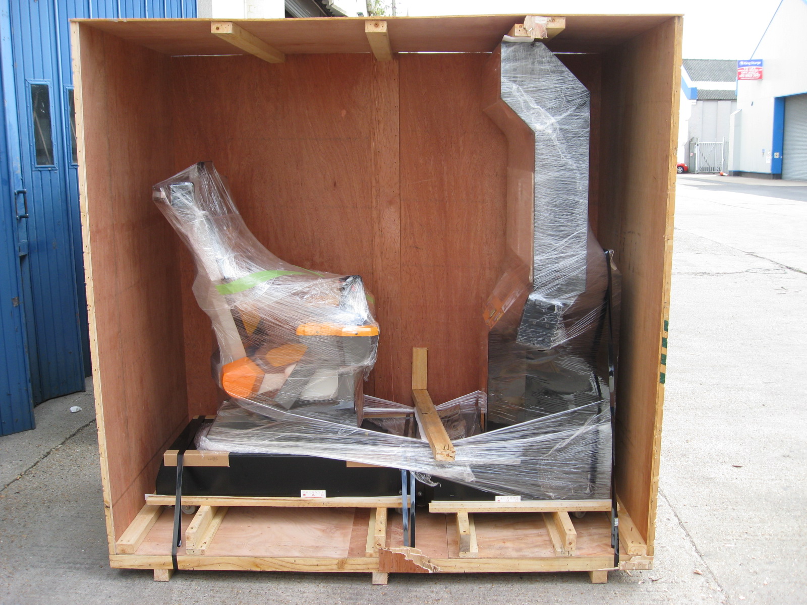 unloading01.JPG